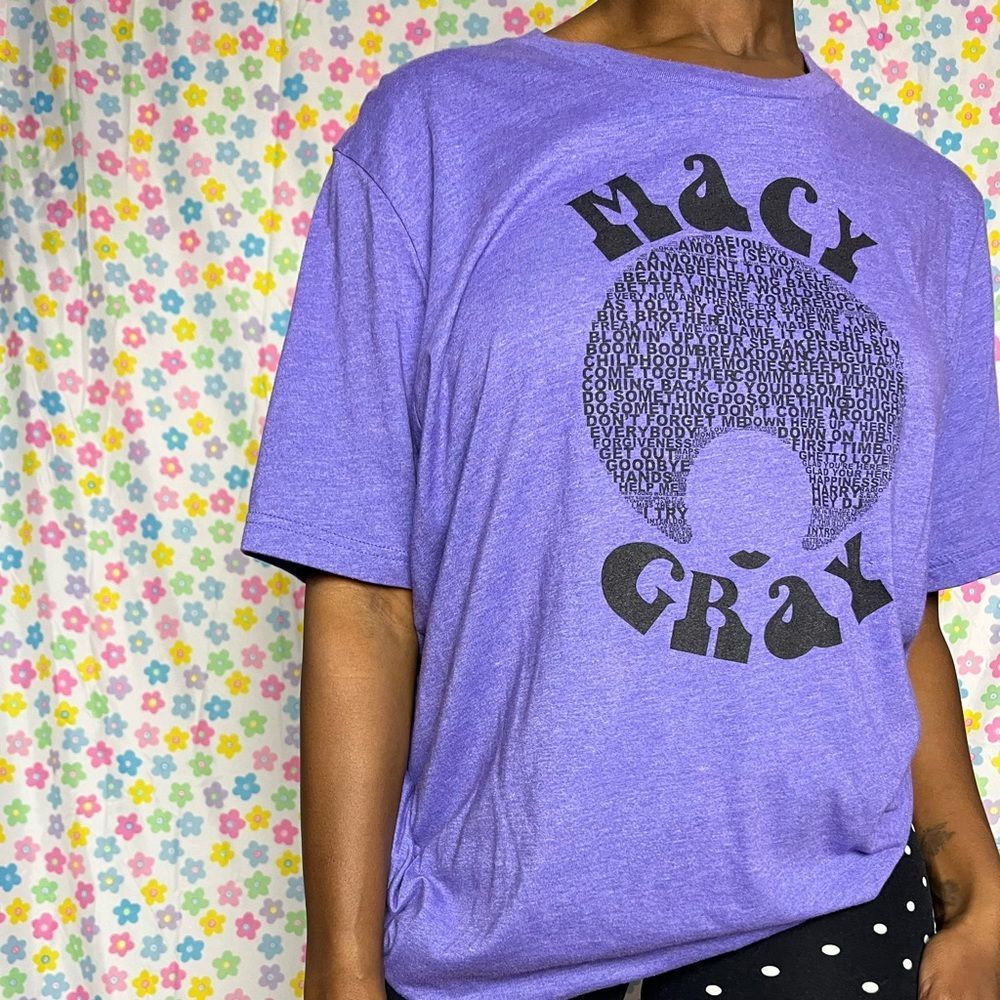 Purple and black Macy gray tshirt art songs music size xl no flaws